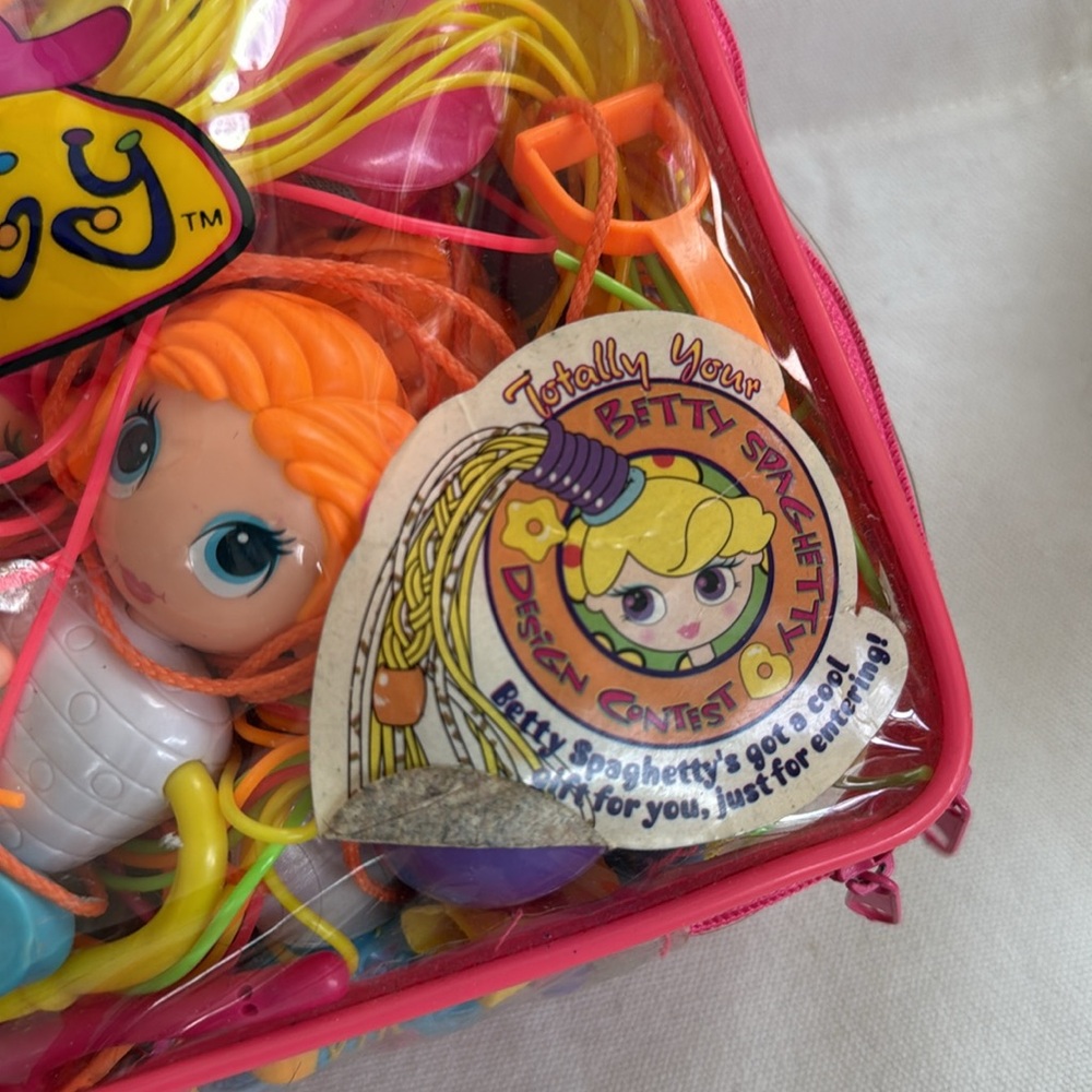 Betty Spaghetty Lot with Horse Dakota - Vintage - Picture 2 of 9